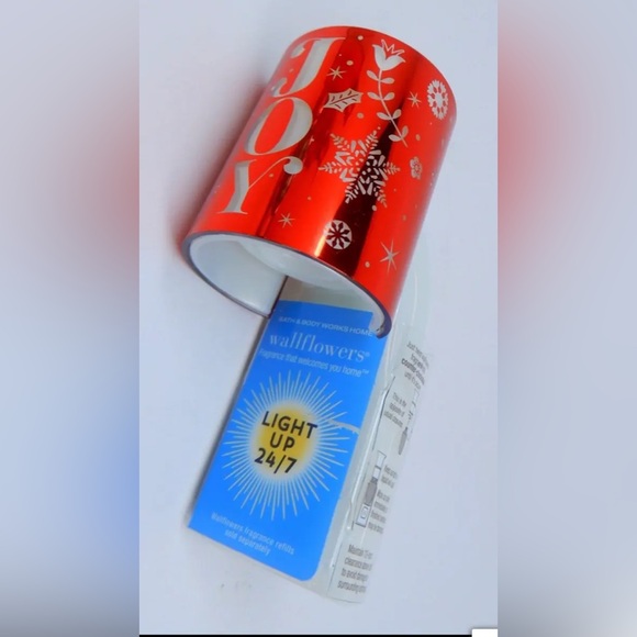 2 Joy Nightlight Wallflowers Fragrance Plugs - Picture 3 of 3